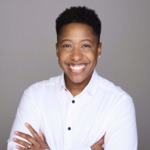 Ebone_Bell_headshot_sq